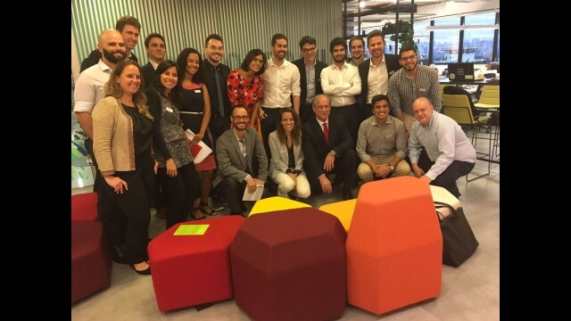   - Os Lemann Fellows e a nossa equipe com Ciro Gomes no escritório da Fundação Lemann 